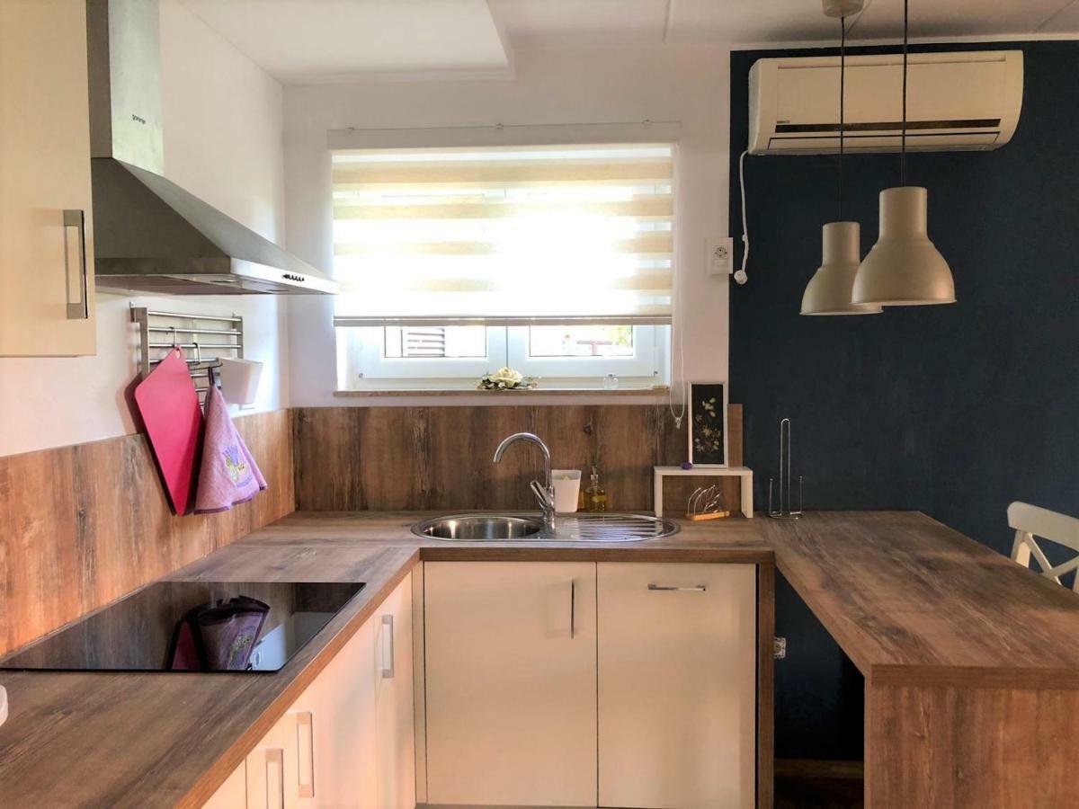 Apartament Apartman Gloria Mali Lošinj Zewnętrze zdjęcie